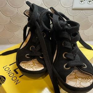 Fly London Black Suede Lace Up Yaba Wedge Sandora size 38/8